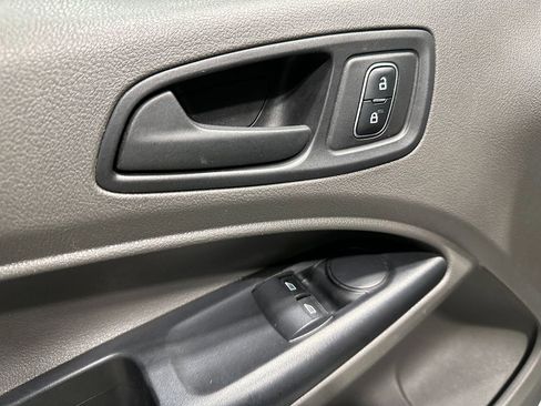 Used 2021 Ford Transit Connect XL image 18