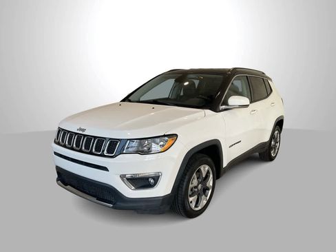 Used 2018 Jeep Compass Limited image 1