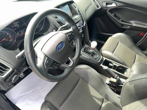 Used 2017 Ford Focus RS image 18