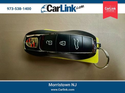 Used 2021 Porsche Macan AWD/4WD image 42