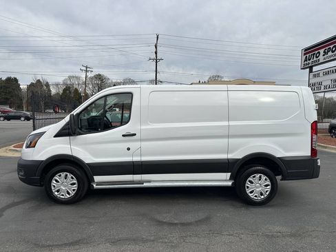Used 2024 Ford Transit 250 Low Roof w/ Exterior Upgrade Package image 8