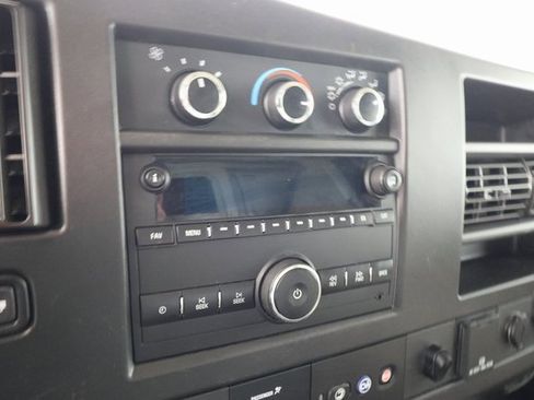 Used 2019 Chevrolet Express 3500 w/ Power Convenience Package image 15