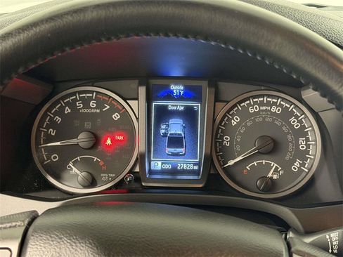 Used 2023 Toyota Tacoma TRD Sport image 27