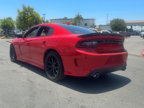 Used 2022 Dodge Charger Scat Pack w/ Navigation & Travel Group RWD image 8