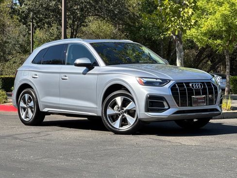 Certified 2023 Audi Q5 Premium w/ Premium Plus Package AWD/4WD image 2
