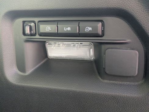 New 2026 Ford Explorer Platinum w/ LUX Leather Package image 13