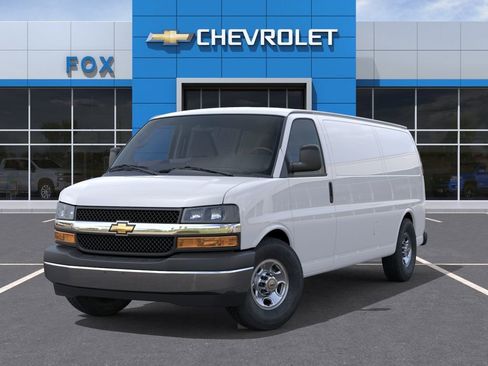 New 2026 Chevrolet Express 2500 Extended RWD image 6