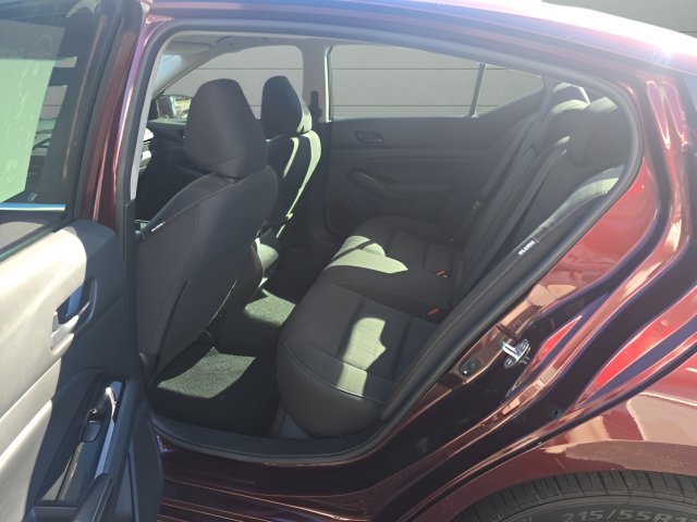 Certified 2023 Nissan Altima 2.5 SV FWD image 9