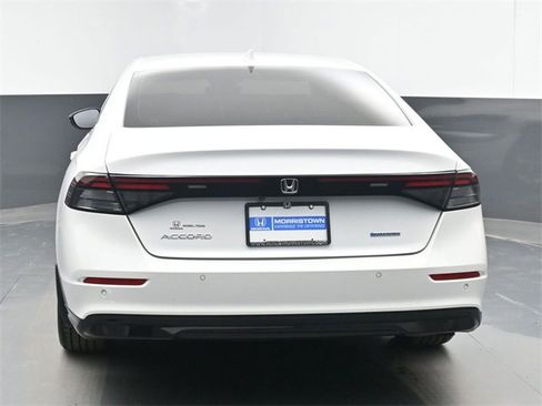 Used 2023 Honda Accord EX-L image 9
