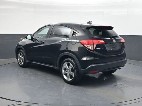 Used 2017 Honda HR-V EX image 6