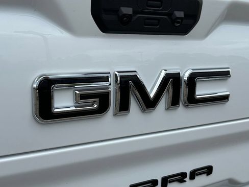 New 2026 GMC Sierra 1500 Elevation w/ Elevation Premium Package AWD/4WD image 46