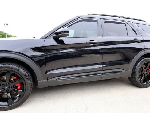 Used 2021 Ford Explorer ST w/ Equipment Group 401A AWD/4WD image 36