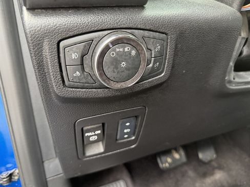 Used 2017 Ford F150 XLT w/ Equipment Group 302A Luxury AWD/4WD image 20