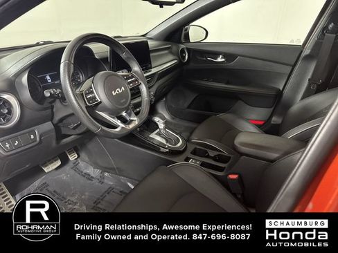 Used 2022 Kia Forte GT-Line w/ GT-Line Technology Package FWD image 4