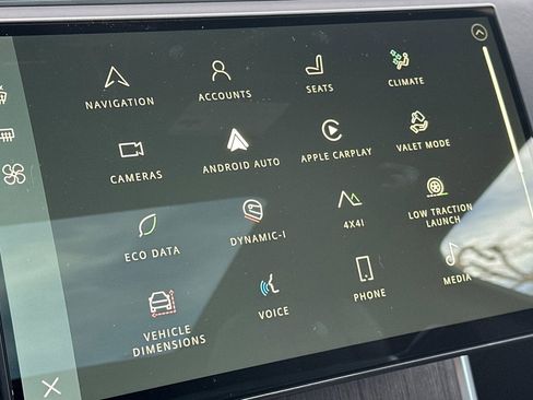 New 2025 Land Rover Range Rover SE image 20