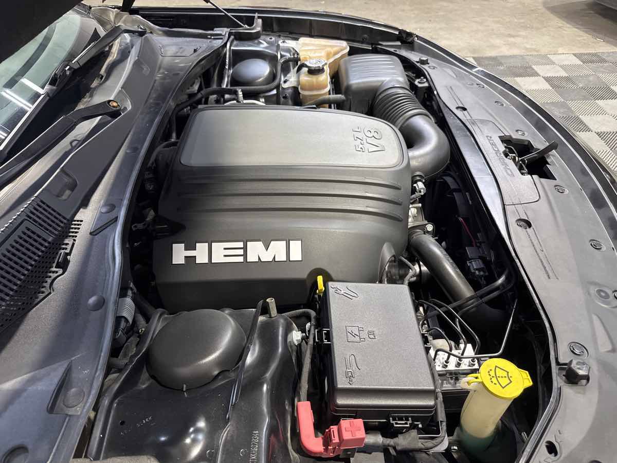 Used 2019 Dodge Charger R/T w/ Driver Confidence Group RWD image 29