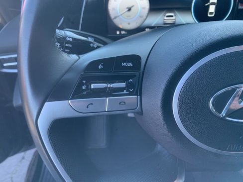 Used 2021 Hyundai Elantra SEL w/ Convenience + Premium Package image 13