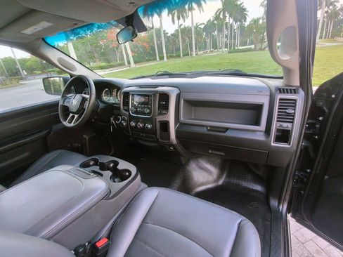 Used 2017 RAM 1500 Tradesman RWD image 21