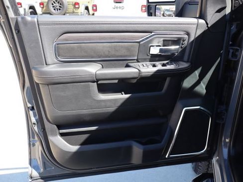 New 2026 RAM 2500 Laramie w/ Night Edition AWD/4WD image 16