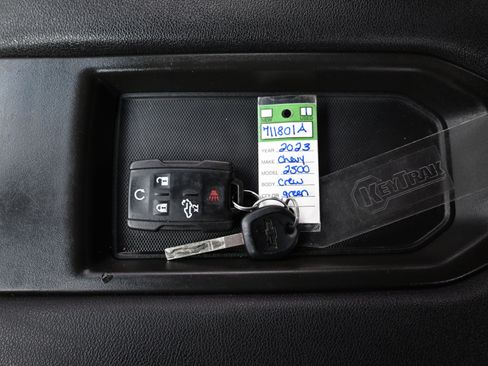 Used 2023 Chevrolet Silverado 2500 Custom w/ Custom Value Package image 46