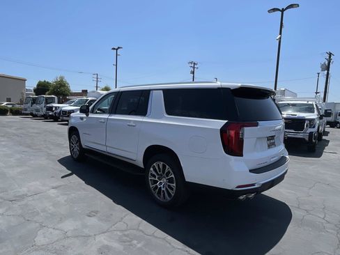 New 2026 GMC Yukon XL Denali w/ Advanced Technology Package AWD/4WD image 7