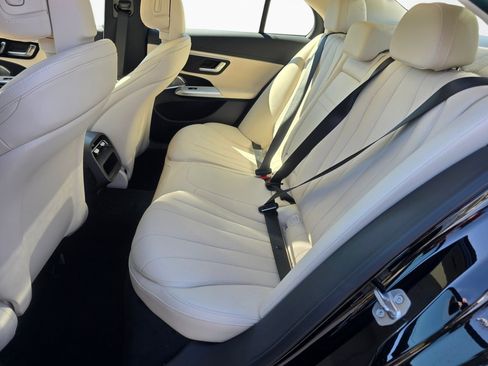 New 2027 Mercedes-Benz E 350 4MATIC Sedan image 18