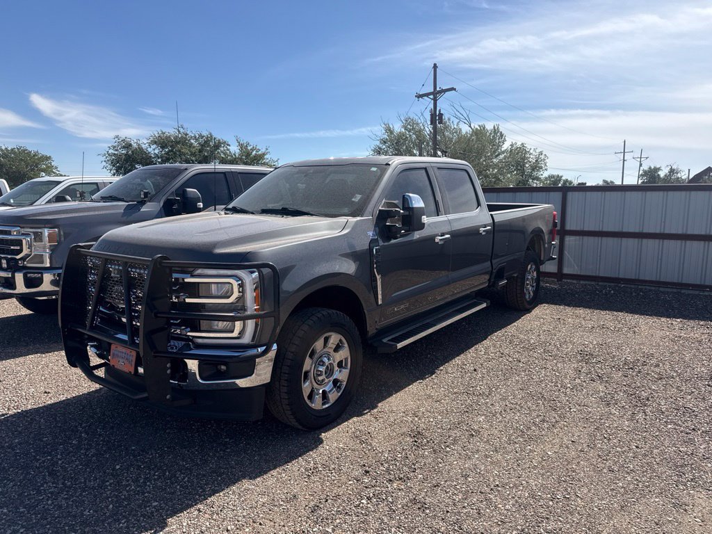 Used 2023 Ford F250 Lariat w/ Chrome Package AWD/4WD image 1