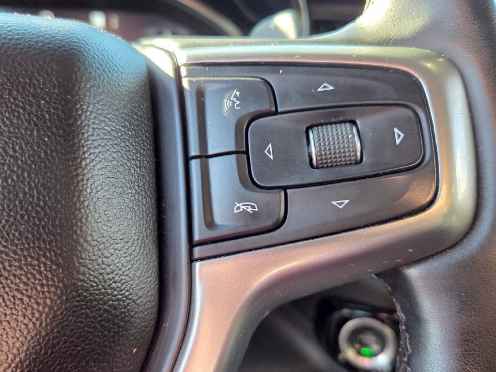 Used 2023 Chevrolet Silverado 1500 LTZ AWD/4WD image 29