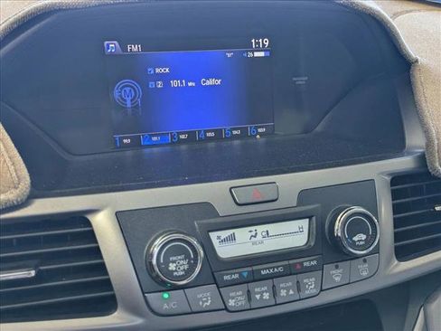 Used 2016 Honda Odyssey LX image 14