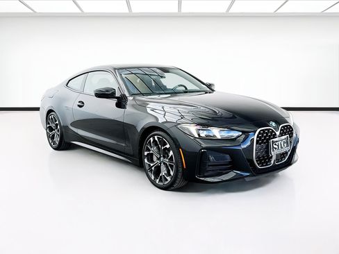 Used 2025 BMW 430i Coupe w/ M Sport Package RWD image 3