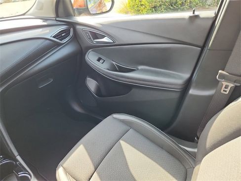 Certified 2020 Buick Encore GX Select w/ Advanced Technology Package image 14