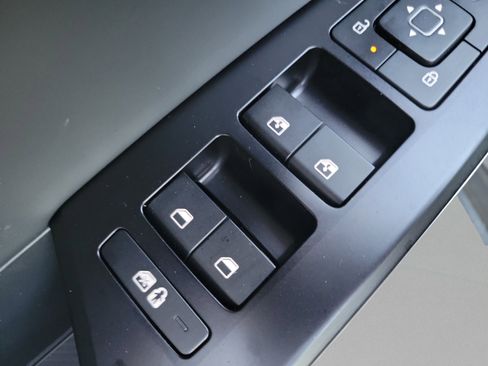 New 2026 Kia EV6 Light RWD image 15