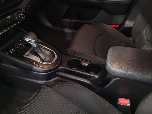 Used 2019 Kia Forte LXS FWD image 26
