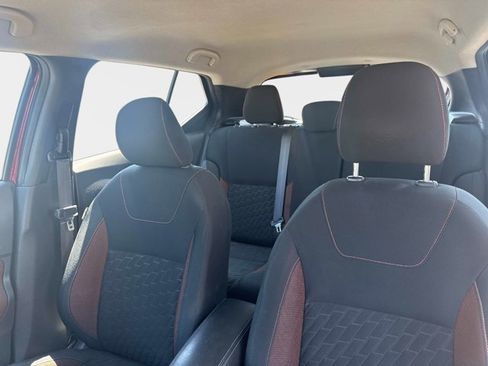Certified 2021 Nissan Kicks SR FWD image 15