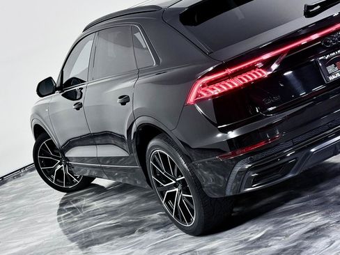 Used 2023 Audi Q8 Premium Plus w/ Premium Plus Package AWD/4WD image 13