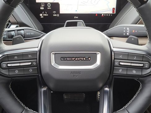 New 2026 GMC Yukon Denali Ultimate AWD/4WD image 12