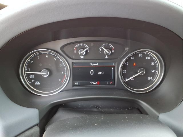 Used 2024 Buick Enclave Essence w/ Sport Touring Edition FWD image 18
