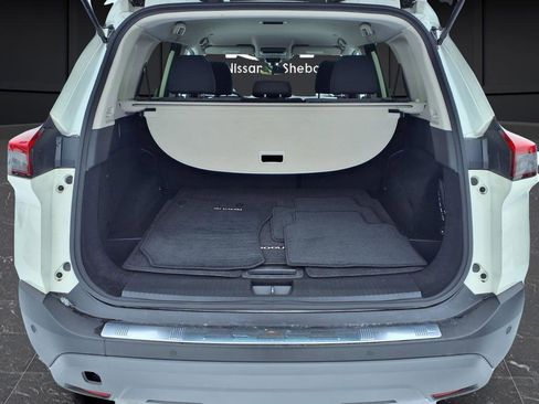 Used 2023 Nissan Rogue SV image 50