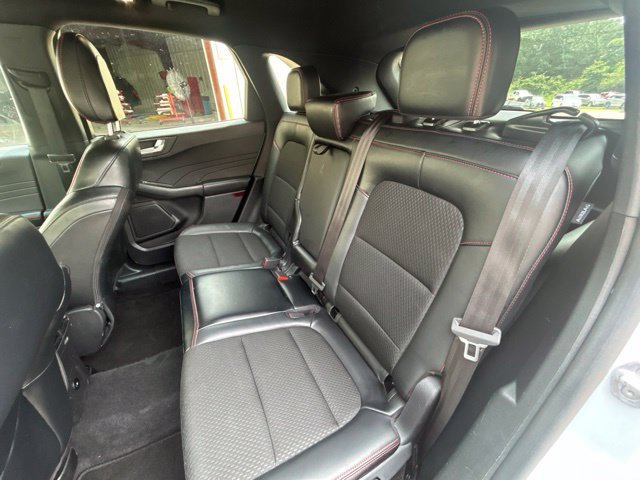 Used 2025 Ford Escape ST-Line Select AWD/4WD image 16