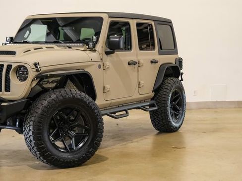Used 2024 Jeep Wrangler Unlimited Sport AWD/4WD image 25