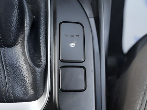 Used 2018 Hyundai Santa Fe Sport AWD/4WD image 35