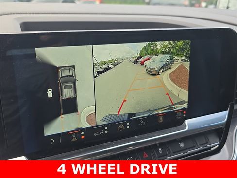 Used 2024 Chevrolet Silverado 1500 High Country w/ High Country Premium Package image 23