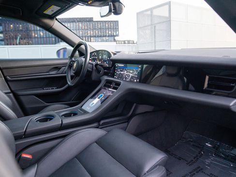 Certified 2023 Porsche Taycan w/ Premium Package RWD image 22