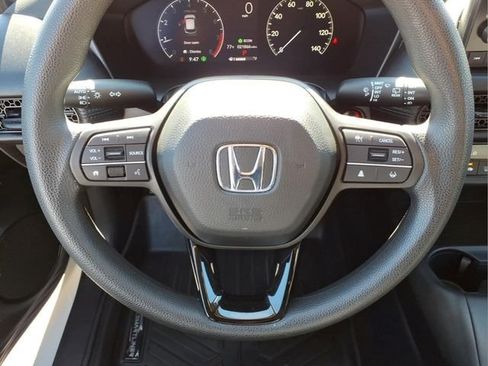 Used 2023 Honda HR-V LX image 19