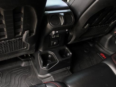 Used 2020 Jeep Gladiator Rubicon image 33