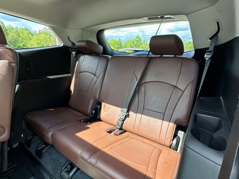Used 2021 Buick Enclave Avenir w/ Avenir Technology Package AWD/4WD image 27
