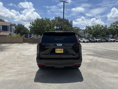 Used 2023 Cadillac Escalade Sport Platinum AWD/4WD image 5