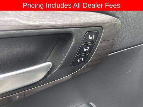 Used 2020 Toyota Highlander Limited AWD/4WD image 22