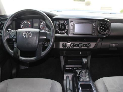 Used 2017 Toyota Tacoma SR w/ Tow Package AWD/4WD image 17