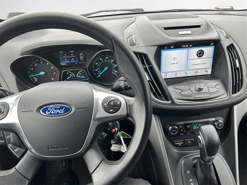 Used 2016 Ford Escape SE w/ Equipment Group 201A image 16